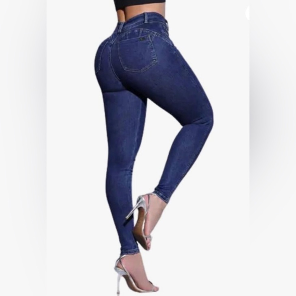 BLACK PITBULL Brazilian High Waisted Skinny Sculpturing & Butt Lift Jeans - Picture 5 of 16